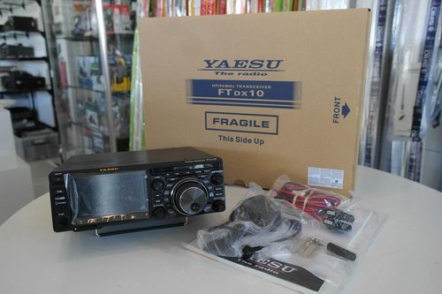 Second Hand Yaesu FTDX10 HF SDR Transceiver 1