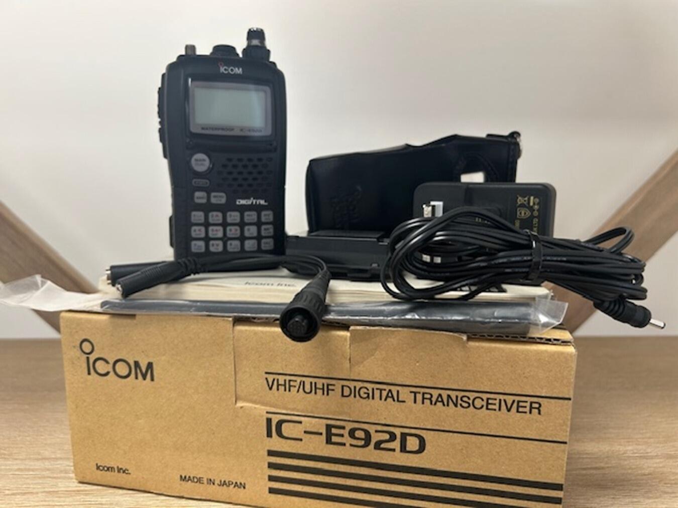 Second Hand Icom IC-E92D Dual Band Digital Handheld Transceiver ...