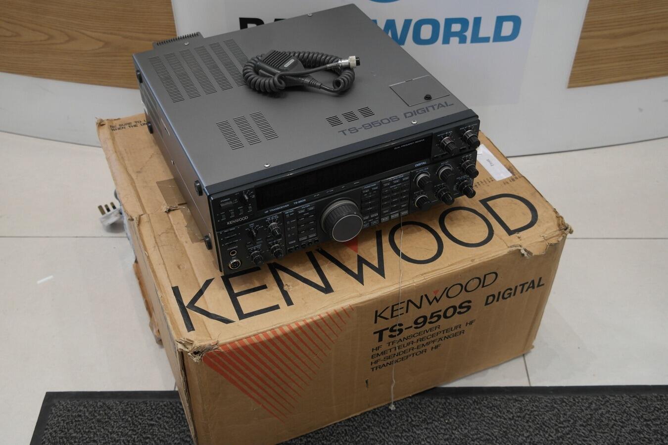 ＫＥＮＷＯＯＤ ＴＳ-９５０ＳD  ＨＦ100w　フイルター満載　AT搭載 美品 KENWOOD TS-950SD HF100w フイルター満載 AT搭載
