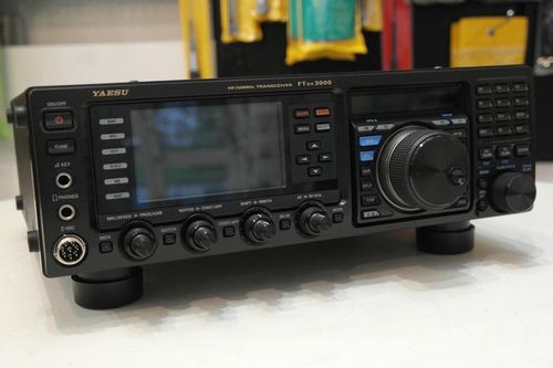 Second Hand Yaesu FTDX10 HF/50MHz SDR Transceiver – Hybrid SDR