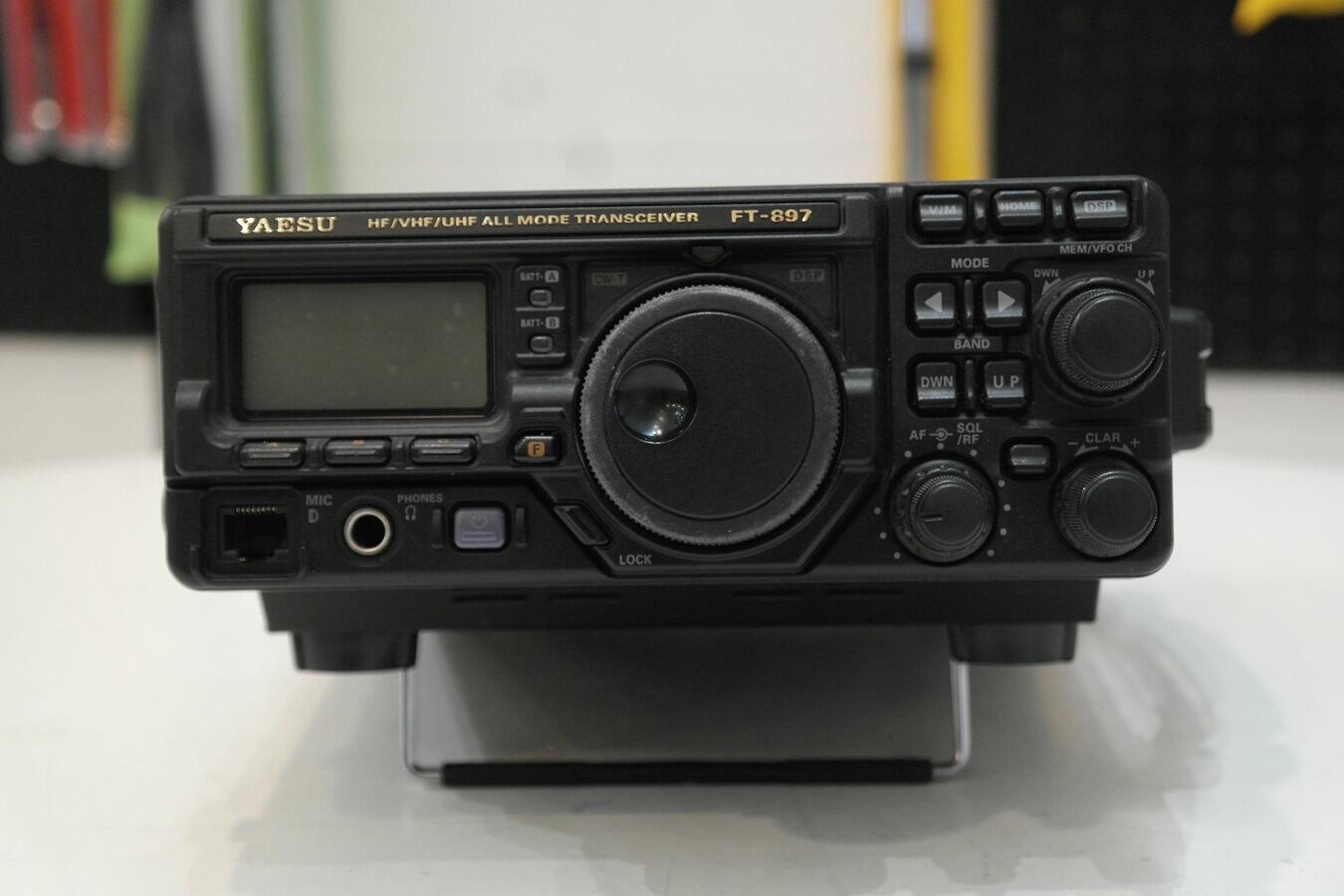 Second Hand Yaesu FT-897D Multiband Portable Transceiver (With FP