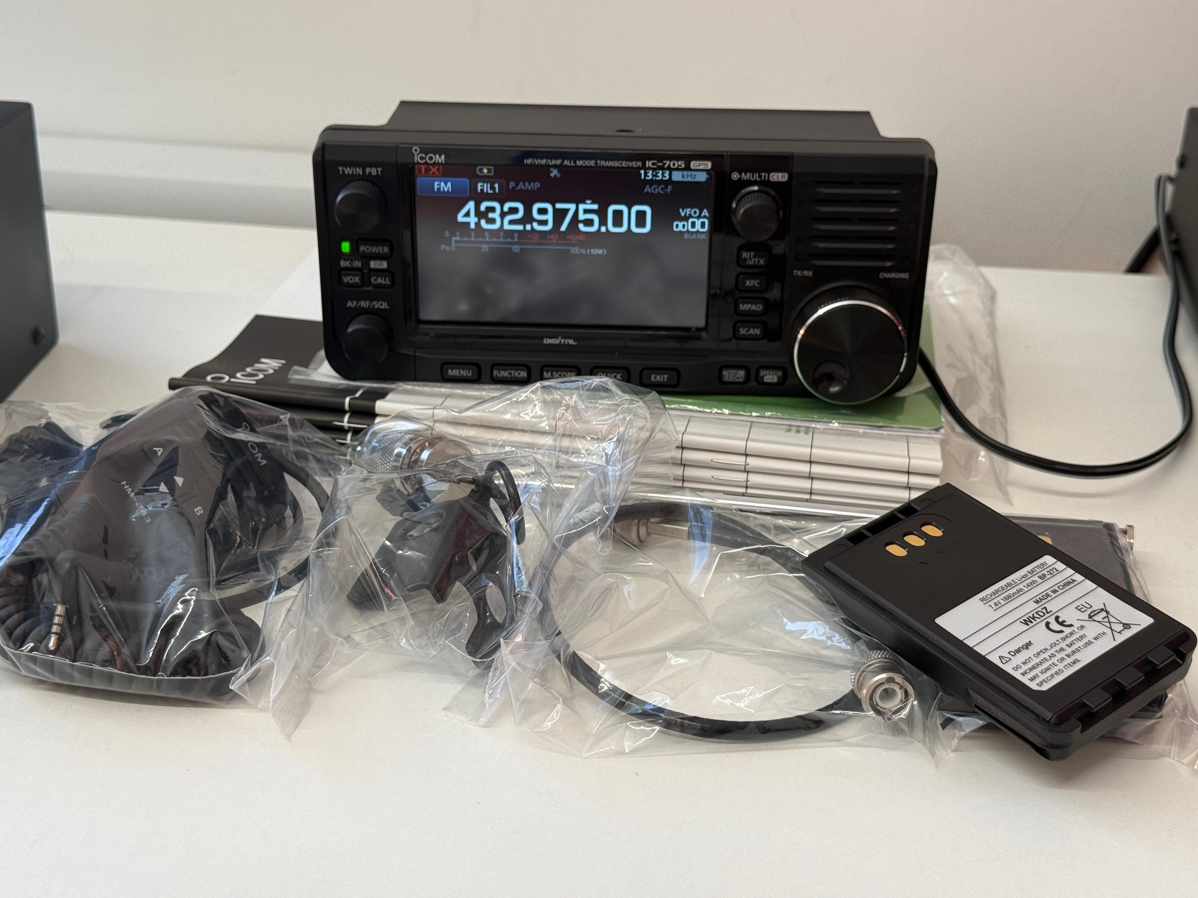 Second Hand Icom IC-705 HF VHF UHF QRP Transceiver | Radioworld UK