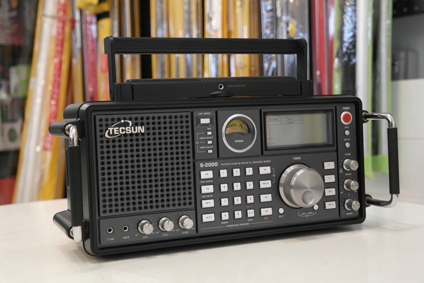 Second Hand Tecsun S2000 FM Stereo, LW, MW, SW, and VHF airband
