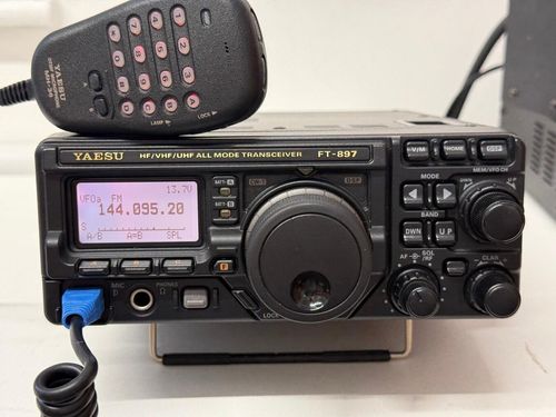 Second Hand Yaesu FT-2600M Mobile VHF / FM Transceiver - radiowo