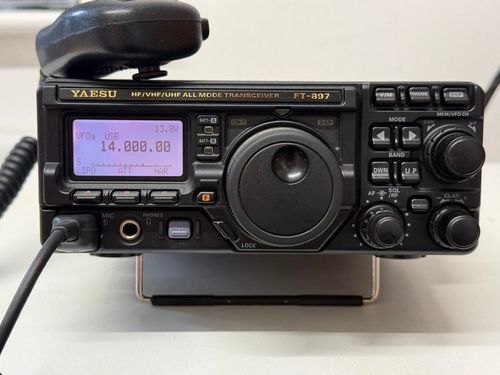 Second Hand Yaesu FT-897 Portable Transceiver - RadioworldUK