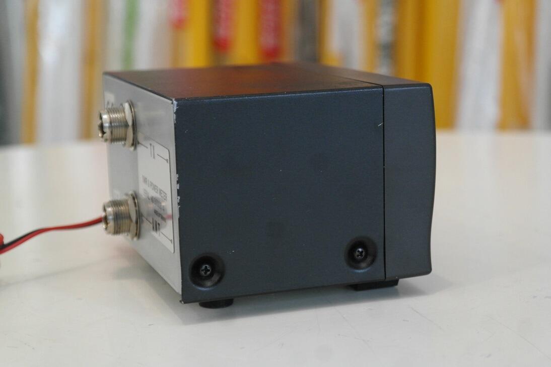 Daiwa CN-501VN 140-525MHz Cross Needle SWR/Power Meter 140-525MHz Color Blanco Punto de Acceso WLAN