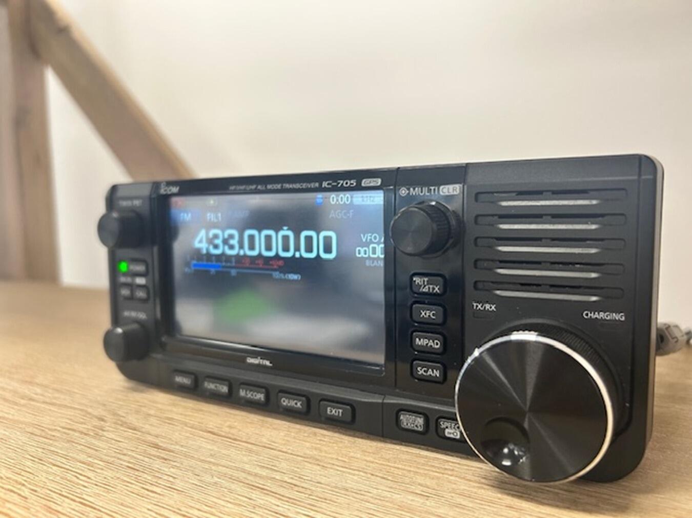 Second Hand Icom IC-705 HF VHF UHF QRP Transceiver S/N - 130049 ...