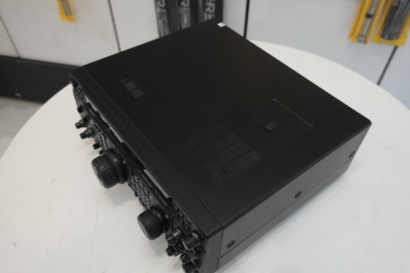 Second Hand Yaesu FT-1000MP HF Transceiver – 100W Base