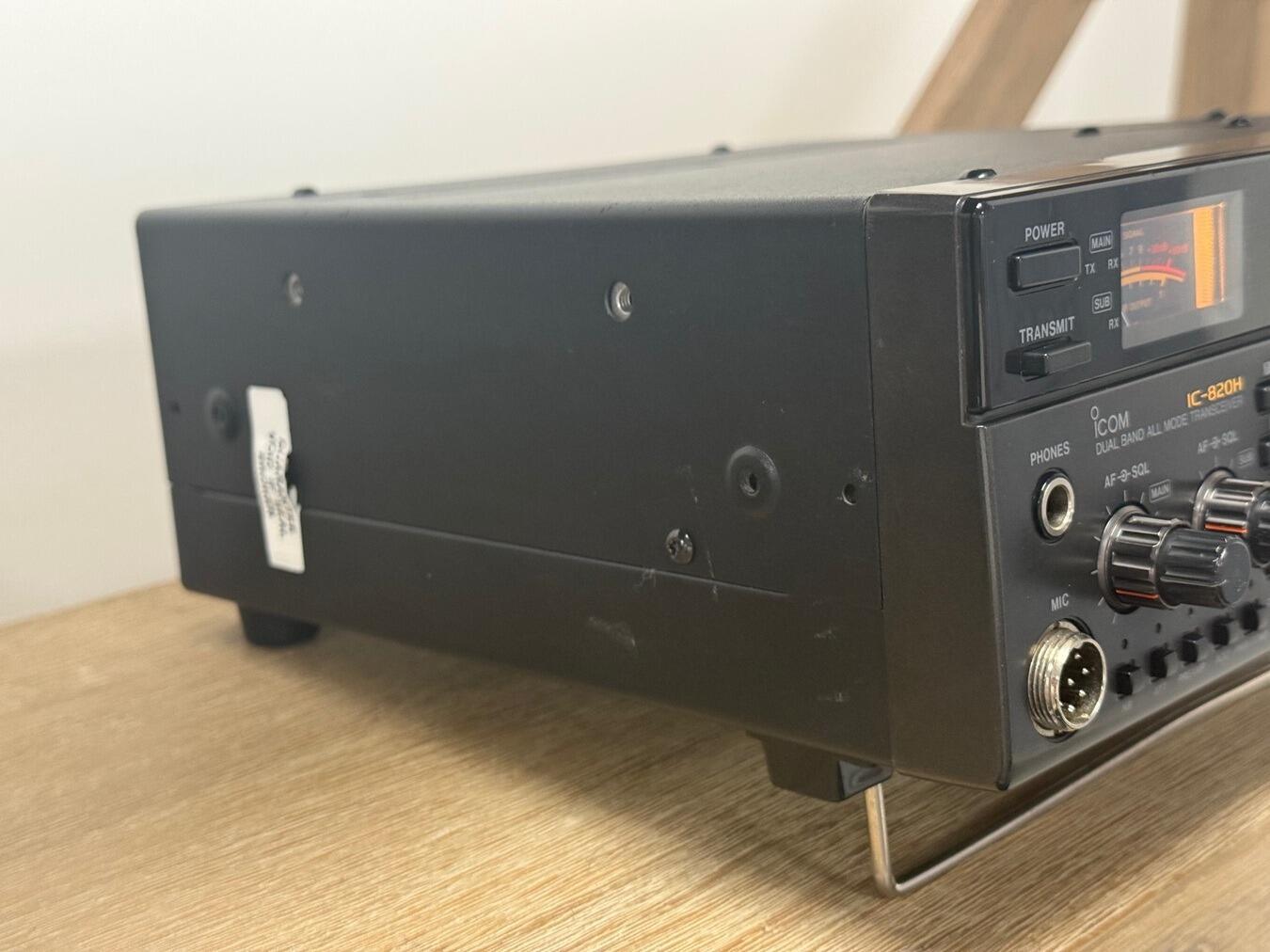 アイコム IC-820 144MHz/430MHz ALL MODEトランシーバー