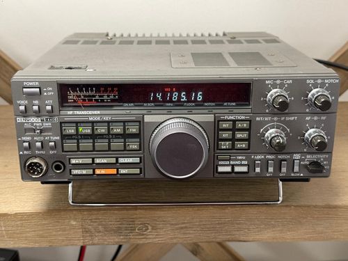 元箱入り KENWOOD TS-950S HFトランシーバー MAE Kenwood KENWOOD