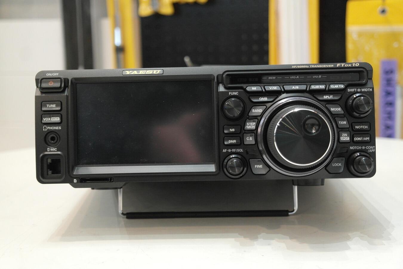Yaesu FTDX10 hybrid SDR transceiver powered on screen
