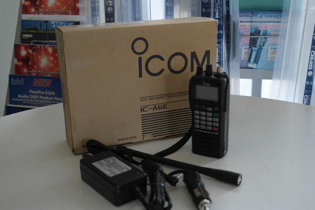 Second Hand Icom IC-A6 Handheld Air Band Transceiver with 8.33 kHz Steps 1