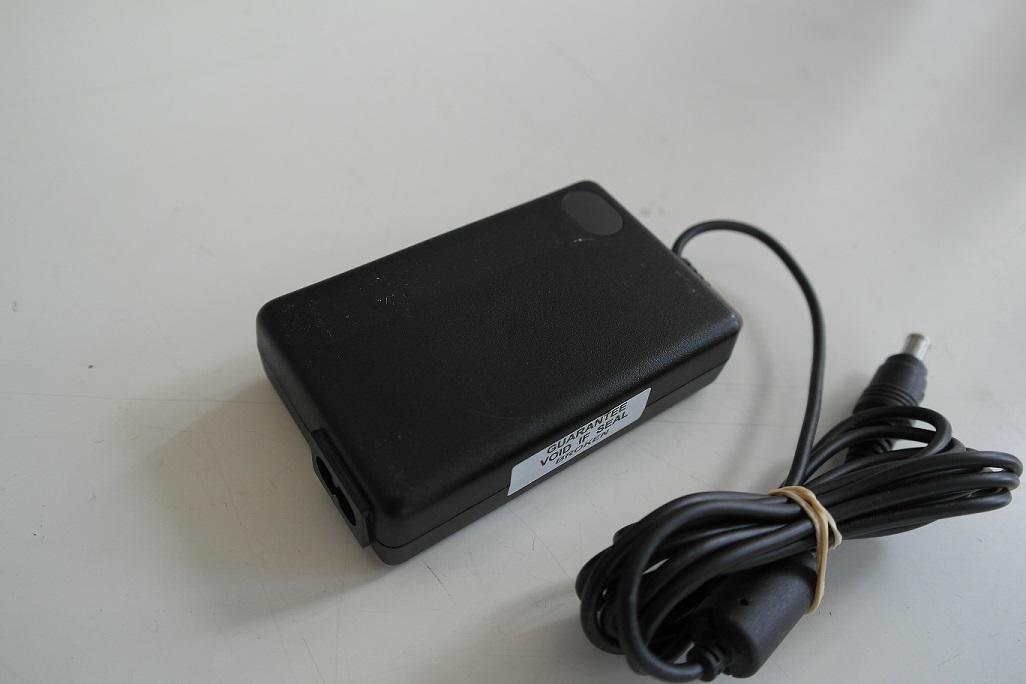 Second Hand Yaesu PA-26U Ni-MH Mains Battery Charger for FT-897/D 6