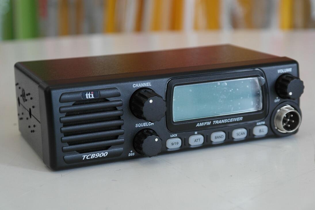 Second Hand TTI TCB900 Mobile FM 12 and 24 Volt CB Radio Radioworld UK