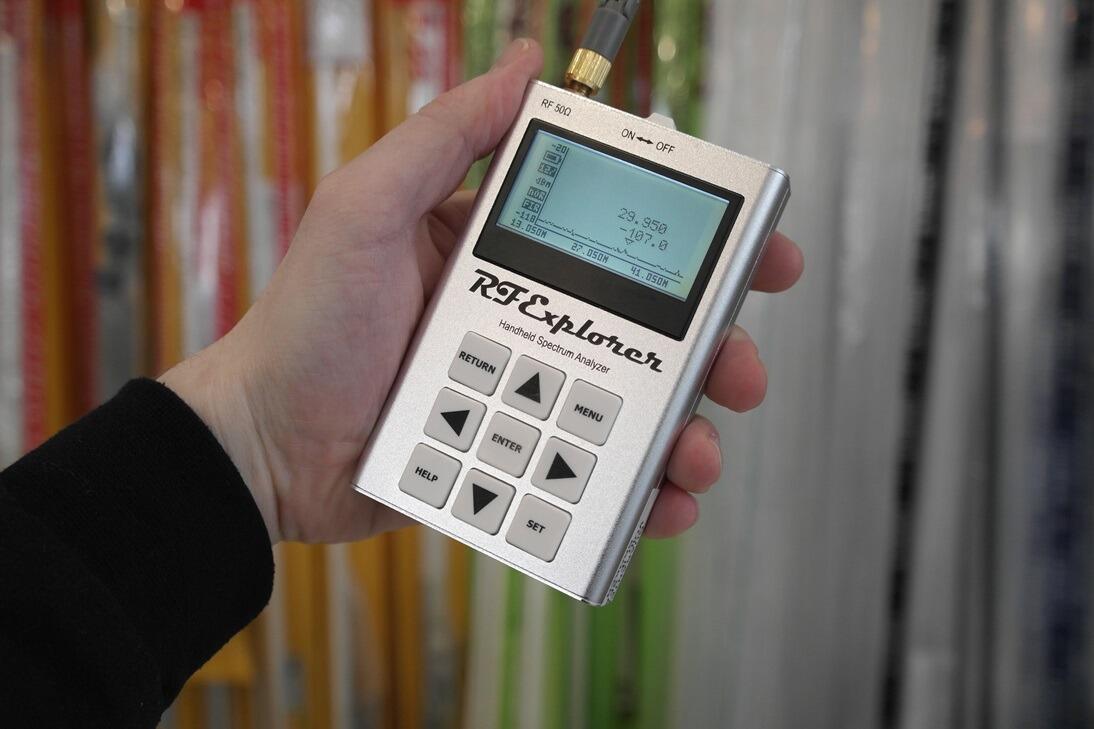 Second Hand RF Explorer WSUB1G+ Spectrum Analyser - Radioworld UK