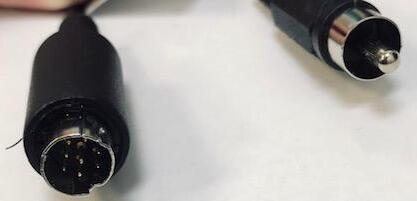 PTT SWITCHING LEAD PHONO/RCA PLUG FOR YAESU 8 PIN 1