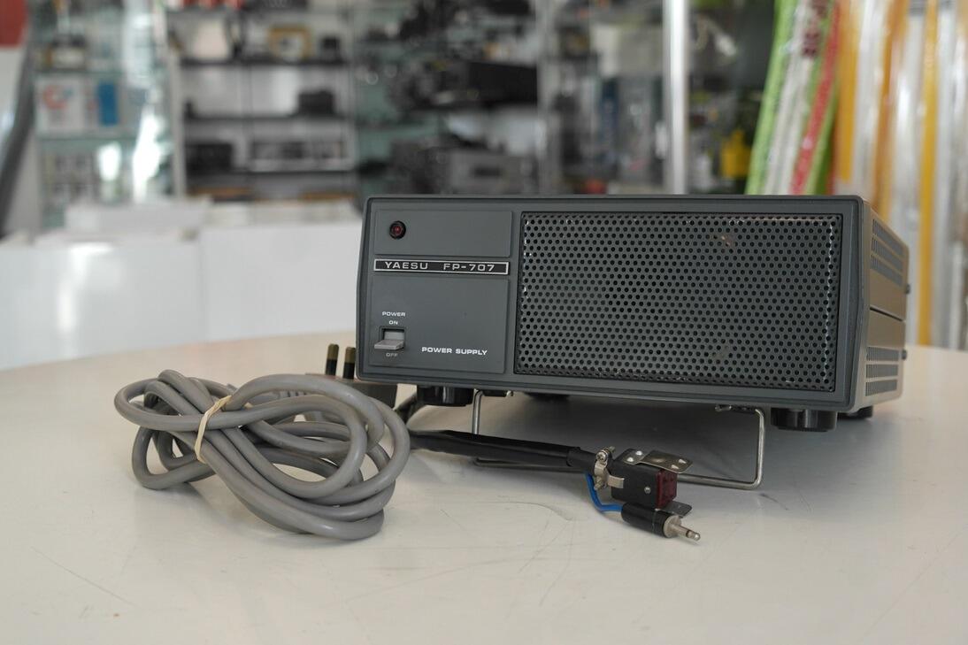 YAESU FT-707 + FP-707 HF 100W機と電源のセット（Yaesu FT-707