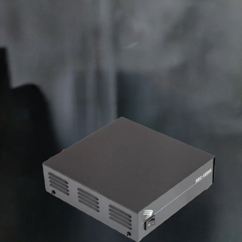 Samlex SEC-1235G is a 30 amp switch mode power supply 3