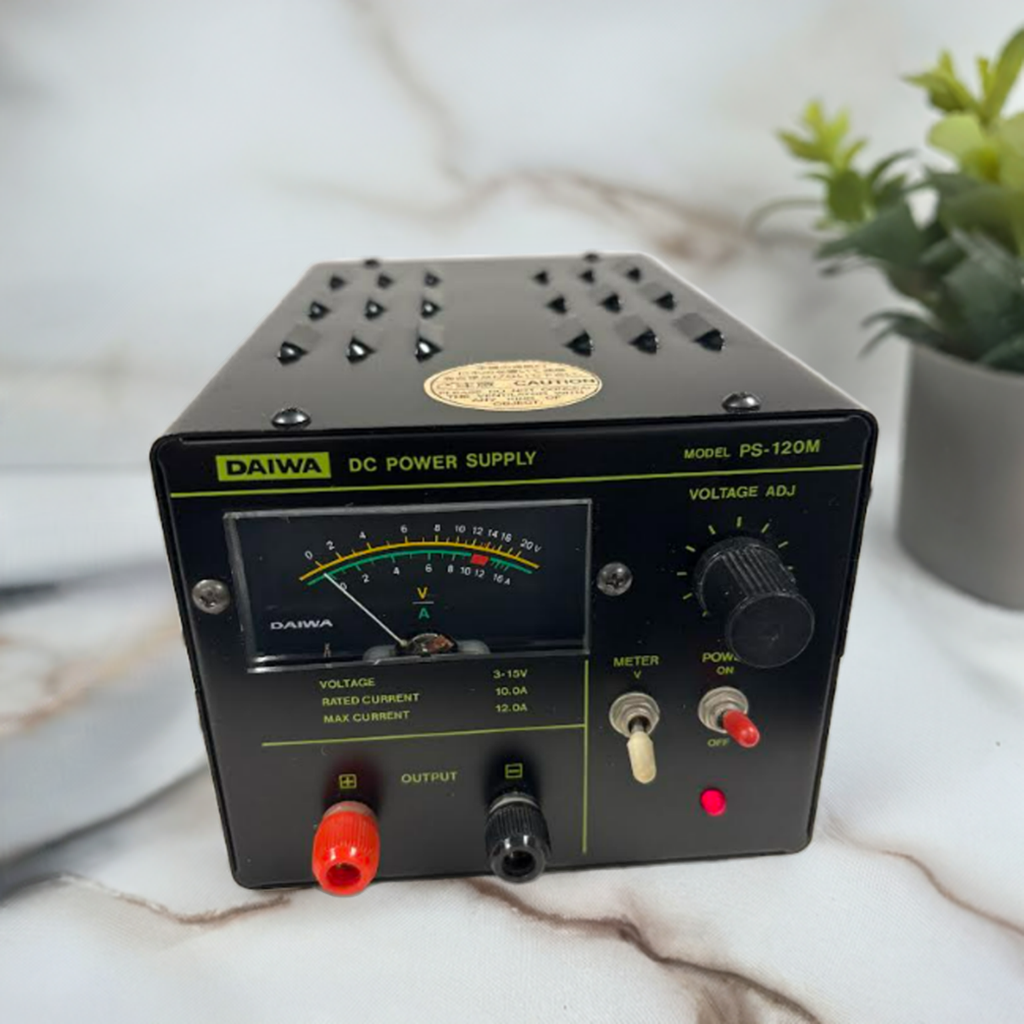 Second Hand Daiwa PS-120MII is a reliable 10A power supply
