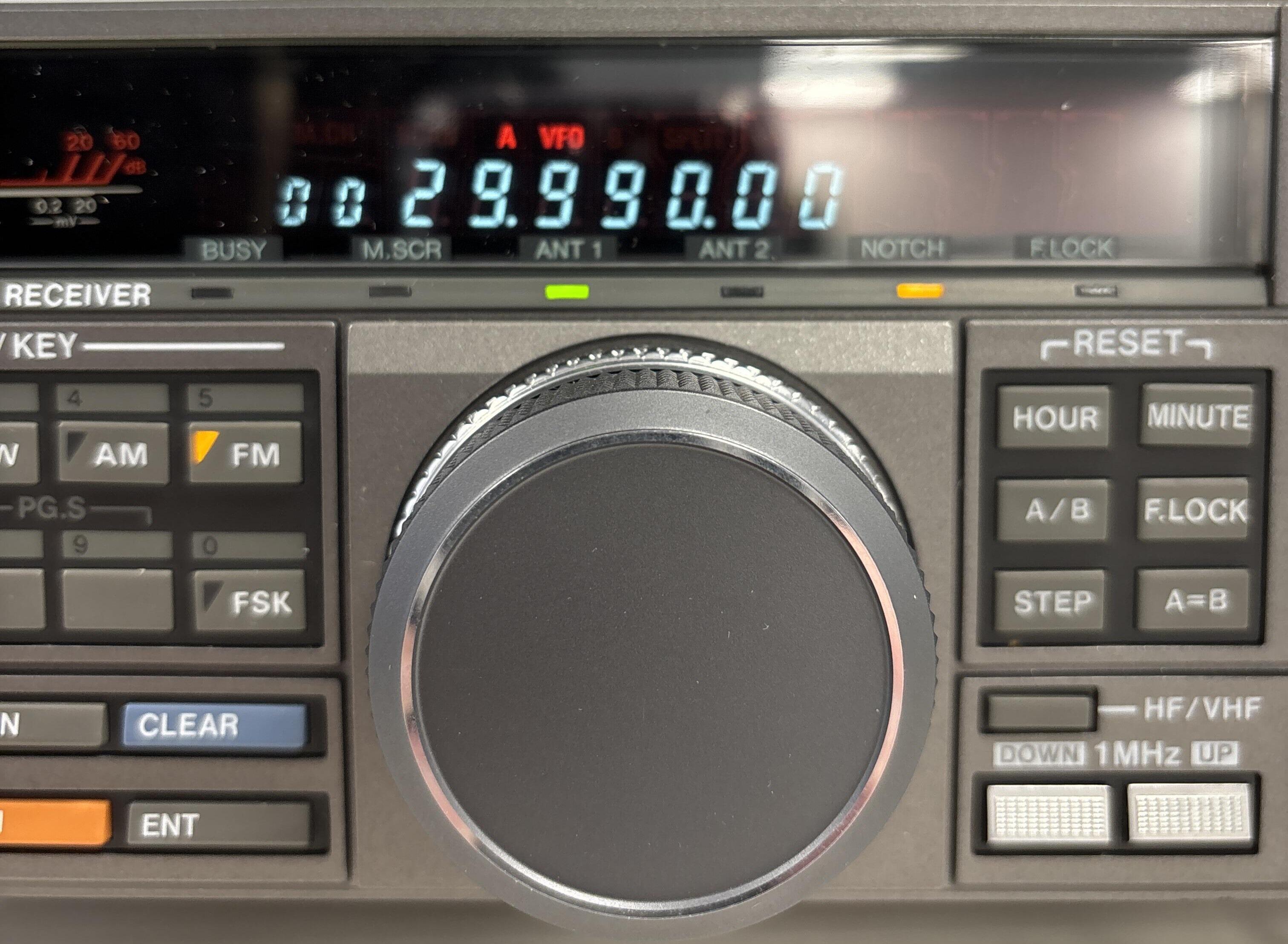 Second Hand Kenwood R-5000 Communications Receiver Second Hand Kenwood R-5000 Communications Receiver