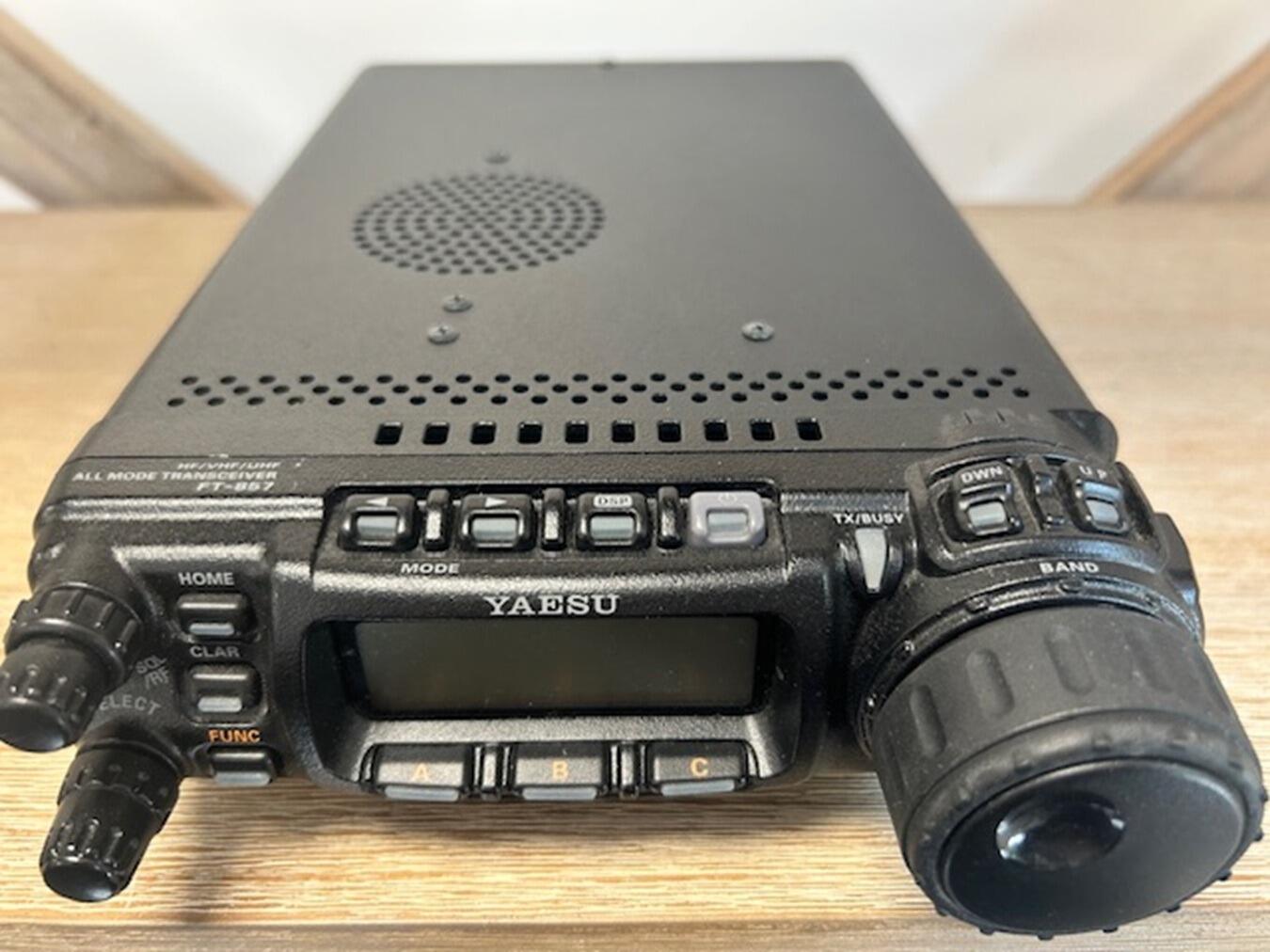 Used Yaesu FT-857D mobile ham radio SN2E5302
