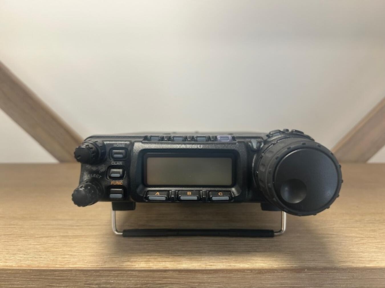 Second Hand Yaesu FT-857D HF/VHF/UHF All-Mode Mobile Transceiver