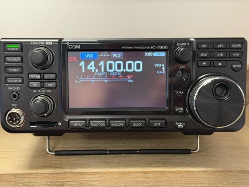 ◆YAESU HF/VHF/UHF TRANSCEIVER FT-857DM◆ Yaesu FT-857 HF/VHF/UHF All Mode Mobile Transceiver Working