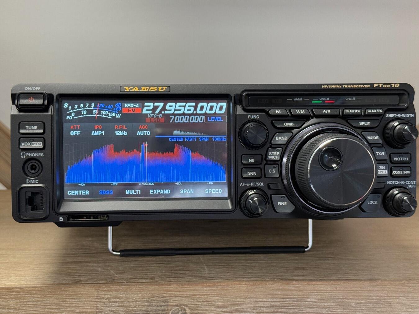 YAESU FTDX-10（used）　50W Yaesu FTDX-10 HF/50MHz 100-Channel 100W Ham Radio