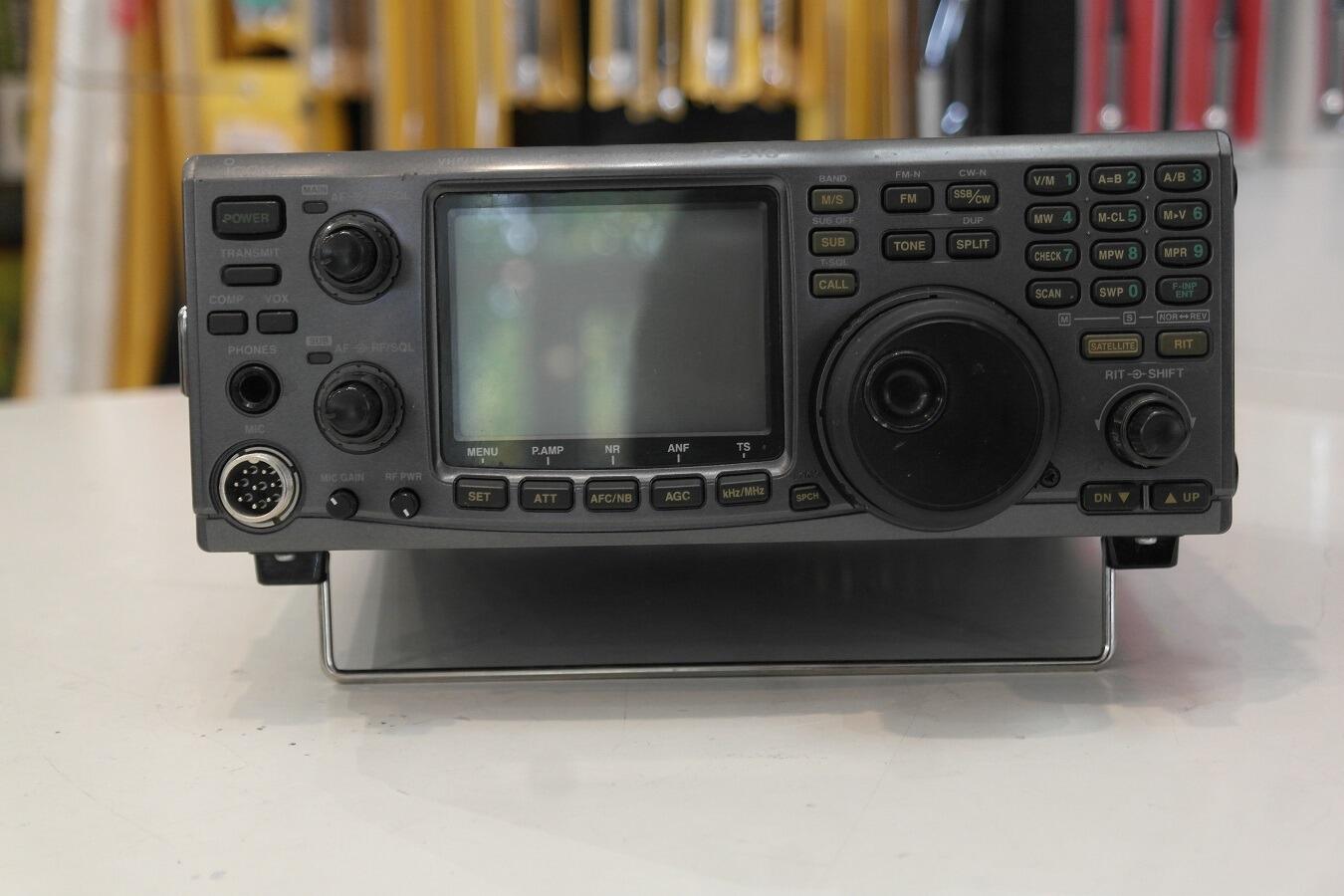 Second Hand Icom IC-910HX VHF/UHF All-Mode Transceiver – 100W