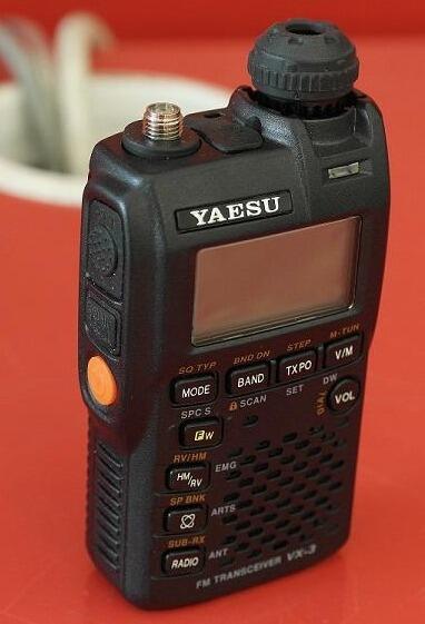 Yaesu VX‑3R/E Dual Band Handheld Radio – Ultra‑Compact | RadioWorld UK