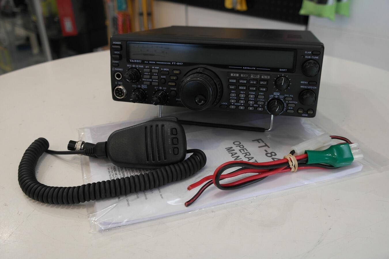 Second Hand Yaesu FT-847 HF/VHF/UHF Multimode Transceiver – All