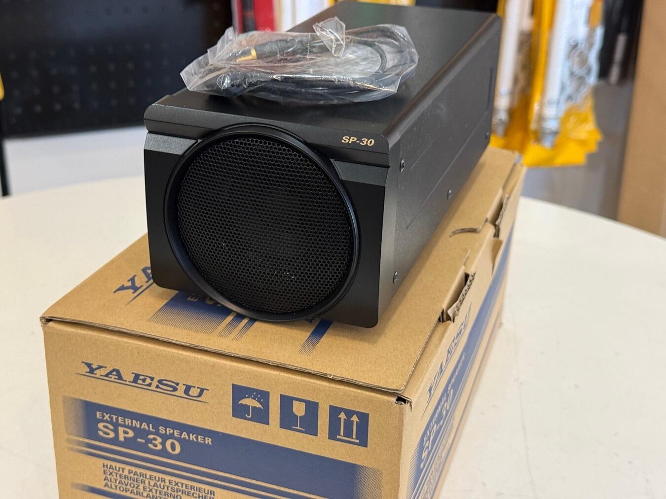 Enceinte Externe YAESU SP-30 Pour Radio FTDX10 – Noir, Fabriquée Au Japon, Neuve