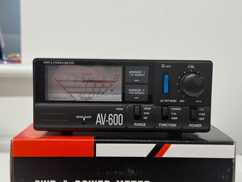 Analizzatore SWR MFJ-259B HF/VHF Per Radioamatori – 12 VDC