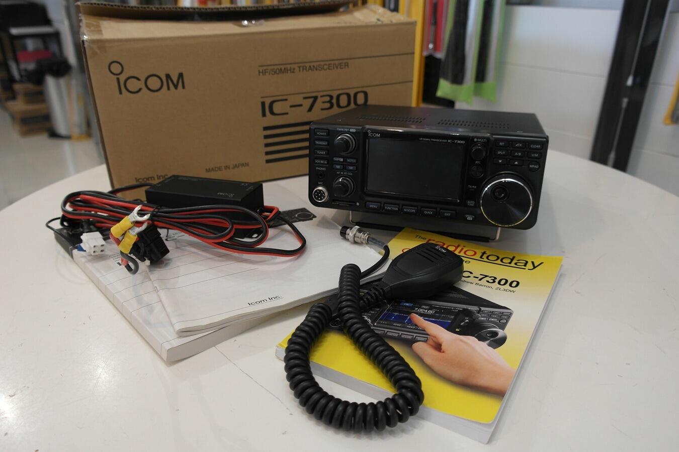 Second Hand Icom IC-7300 HF/50MHz SDR Transceiver | Radioworld UK