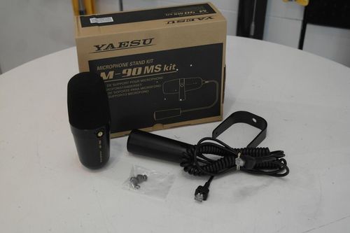 Yaesu M-90MS desktop microphone front view