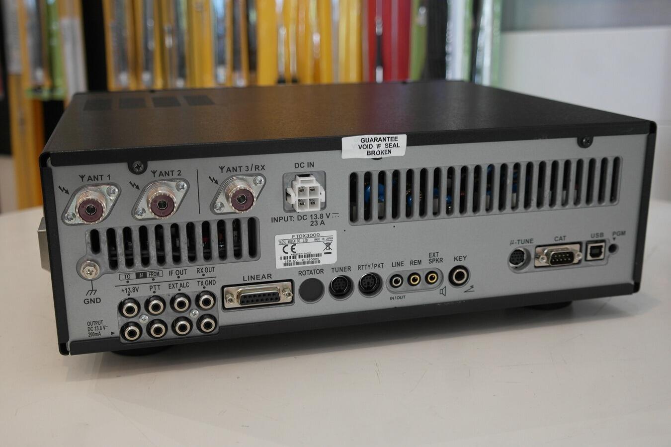 FTDX3000シリーズ（生産終了） アマチュア無線八重洲無線 | HF⁄50MHz
