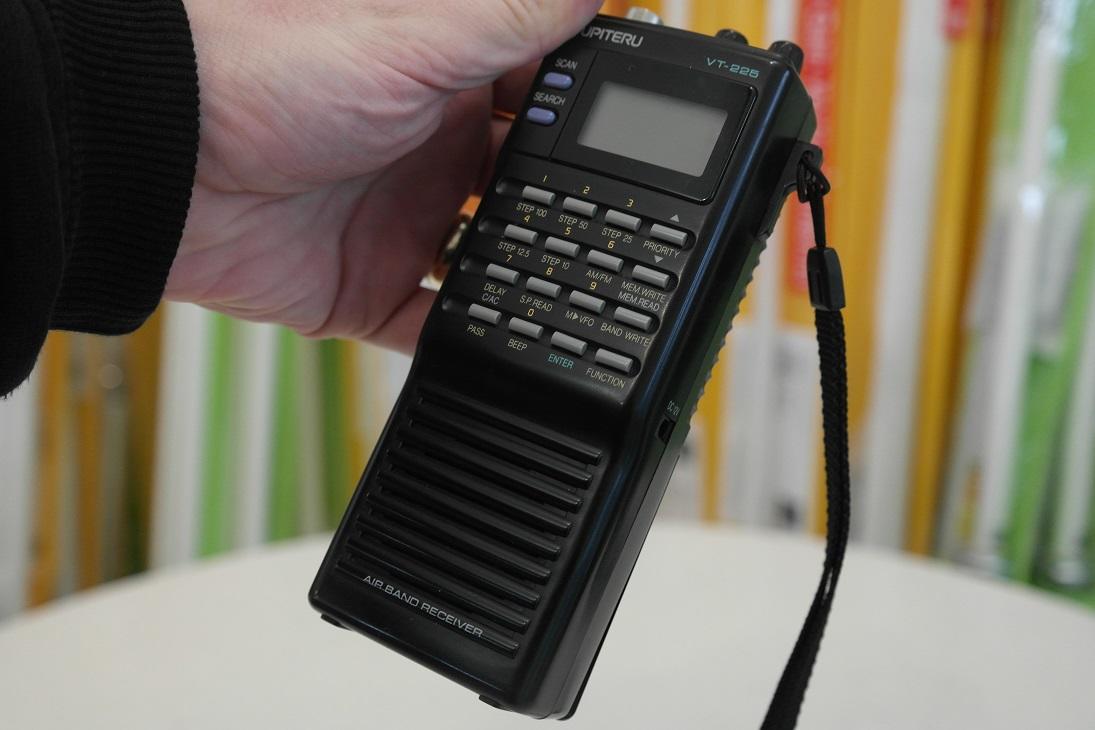 Second Hand Yupiteru MVT-225 Airband Scannner - RadioworldUK