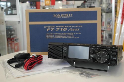 Yaesu FT-710 AESS HF/50 MHz Base/Portable Transceivers w/SP-40 Speaker