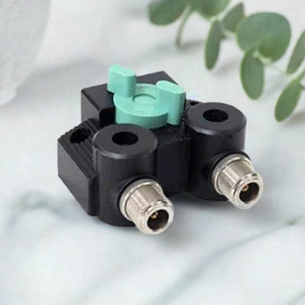 Diamond CX-210N balances compact size and robust construction