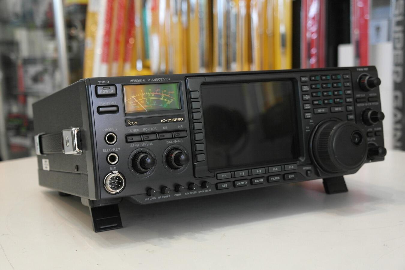 ICOM IC−756 Second Hand Icom IC-756 HF Transceiver with Band Scope