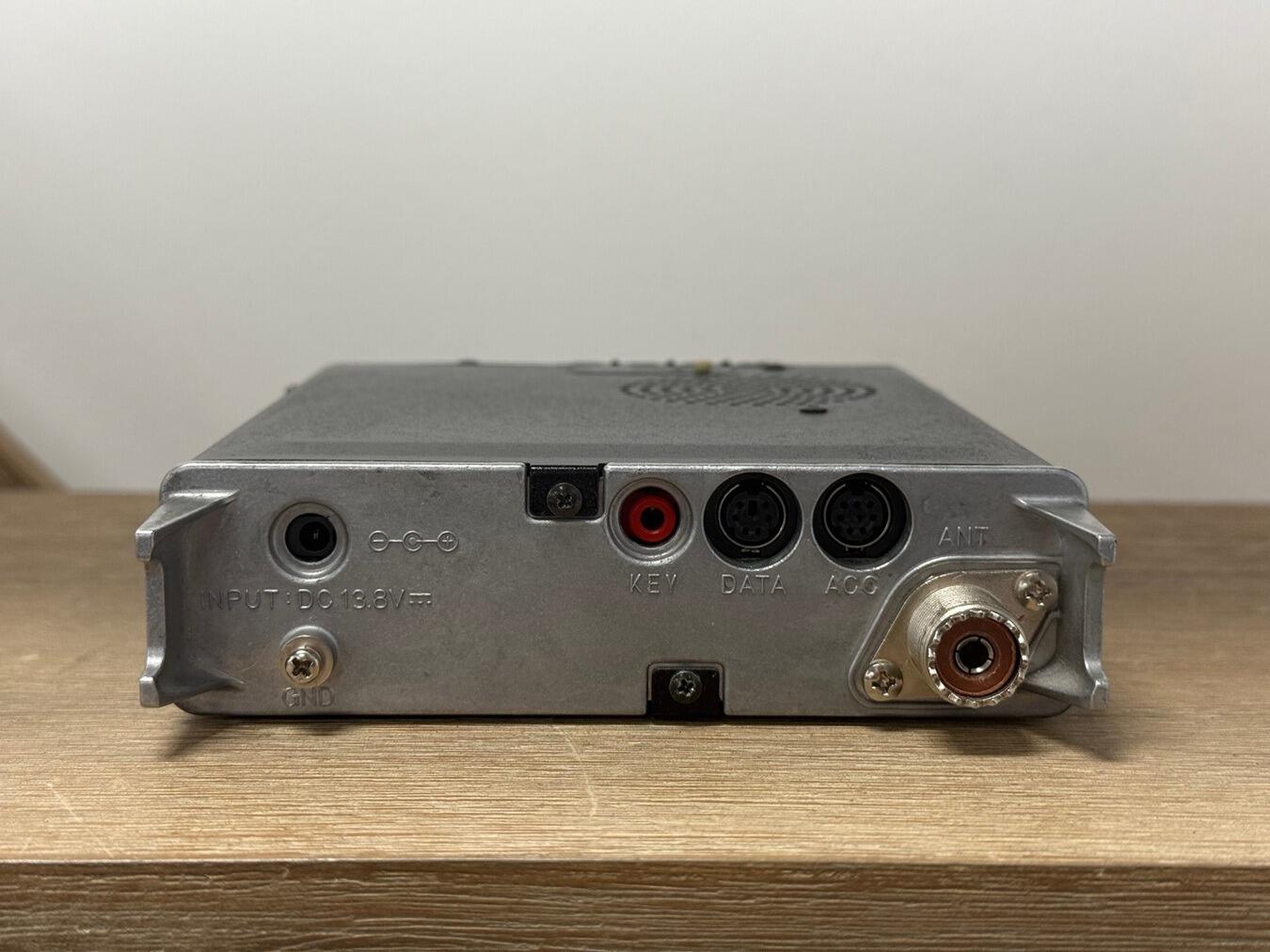 YAESU FT-817 HF/VHF/UHFトランシーバー Yaesu FT-817-ND Specs and Prices | RadioMasterList.com | The