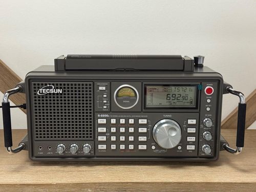 Second Hand Icom IC-R2500 Computer Base Communications Receiver