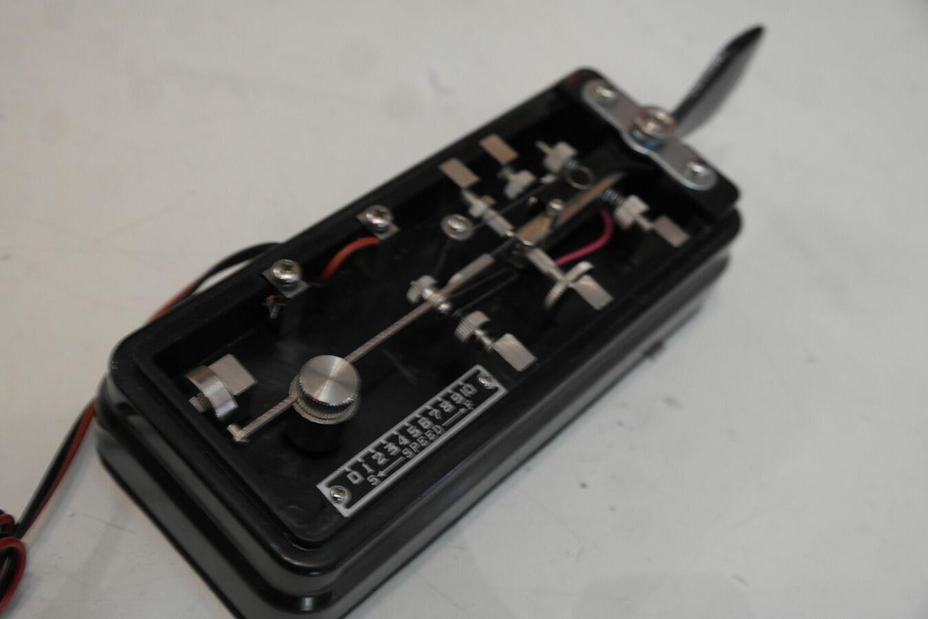 Second Hand Hi-Mound BK-100 Japanese Bug Key – Classic Semi