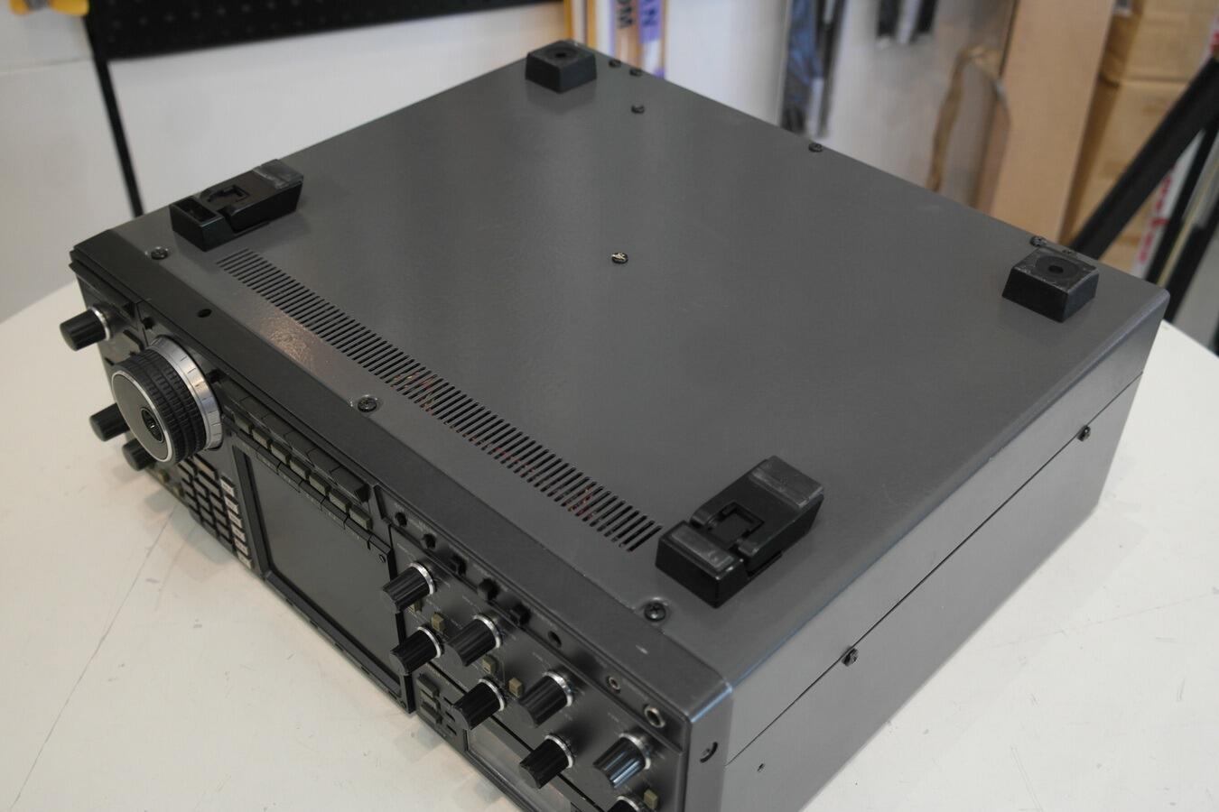 Second Hand Icom IC-R9000 All-Mode Receiver | Radioworld UK