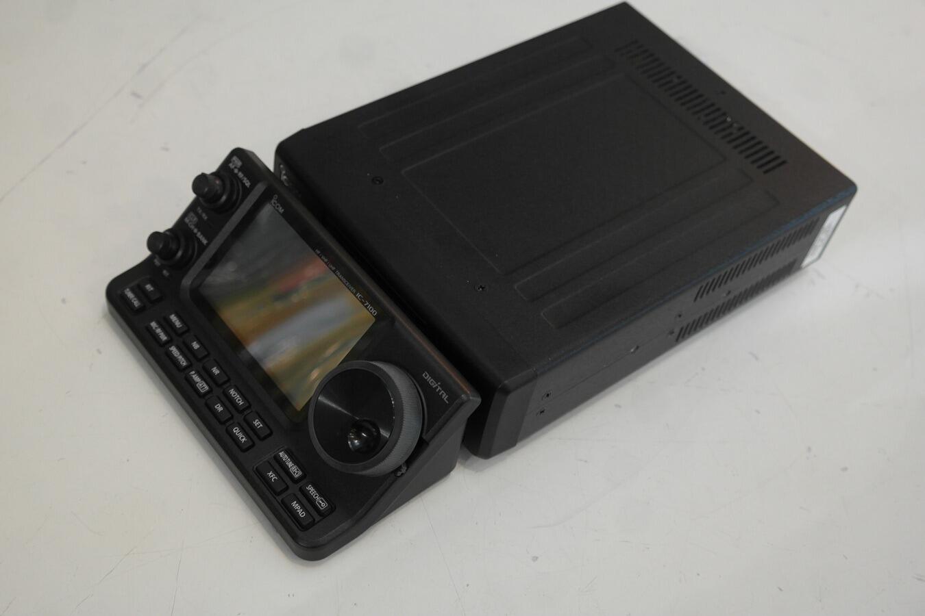 Second Hand Icom IC-7100 All Band HF/6m/VHF/UHF Touchscreen Radio