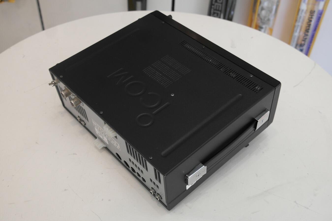Second hand icom ic-756proii hf transceiver with band scope