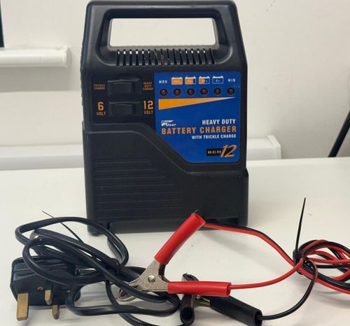 Second Hand Pro User BCH‑12 Battery Charger