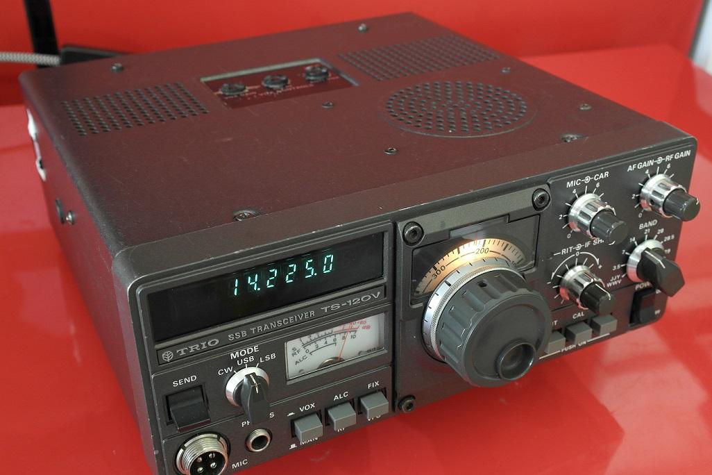 Second Hand Kenwood TS-120V 10W HF Mobile - radioworld