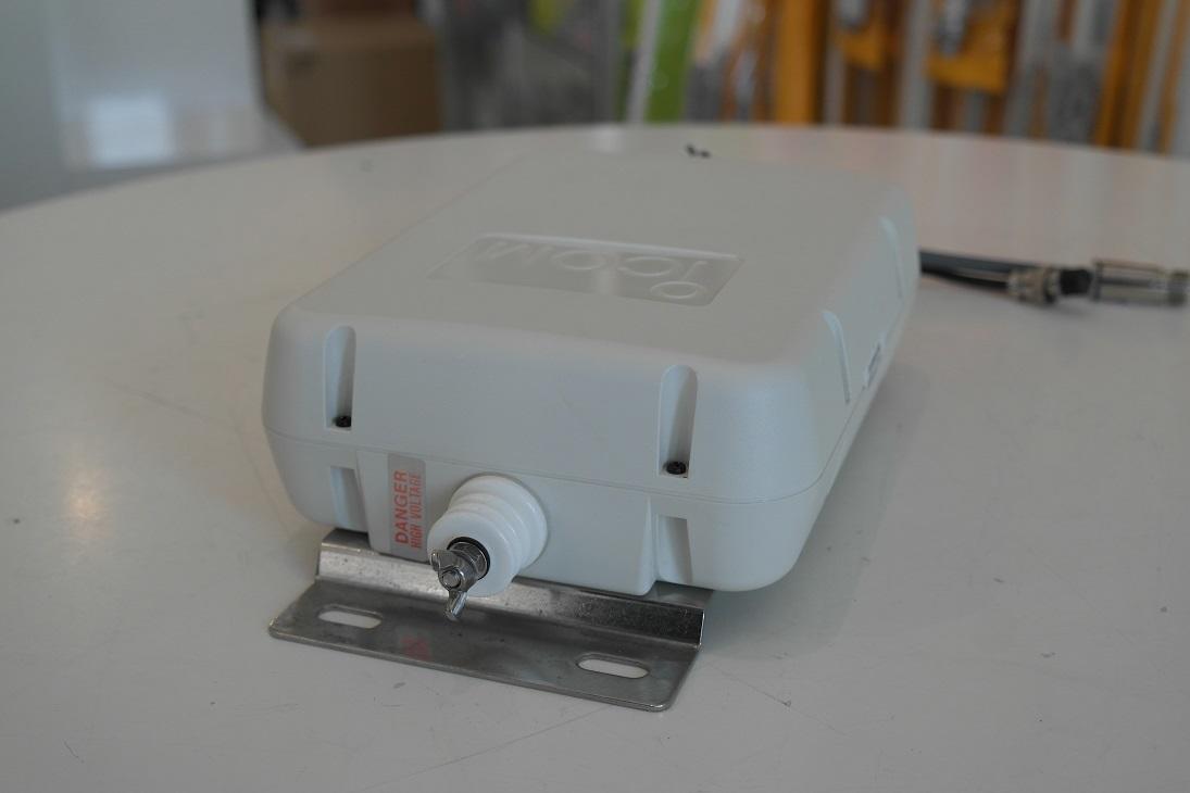 ICOM AH-4(改) HF～50MHzオートマチックアンテナ他 ICOM AH-4 Automatic Antenna Tuner HF 50MHz Excellent | eBay