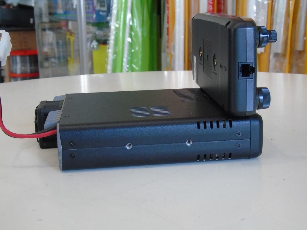 Second Hand Icom ID-5100 D-Star VHF/UHF Transceiver Deluxe